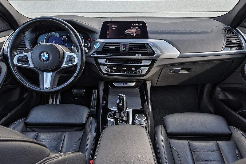 BMW X4 (2021) M40D HUD+LED+PANO+NAV+ Xdrive - fotka 9 z 15