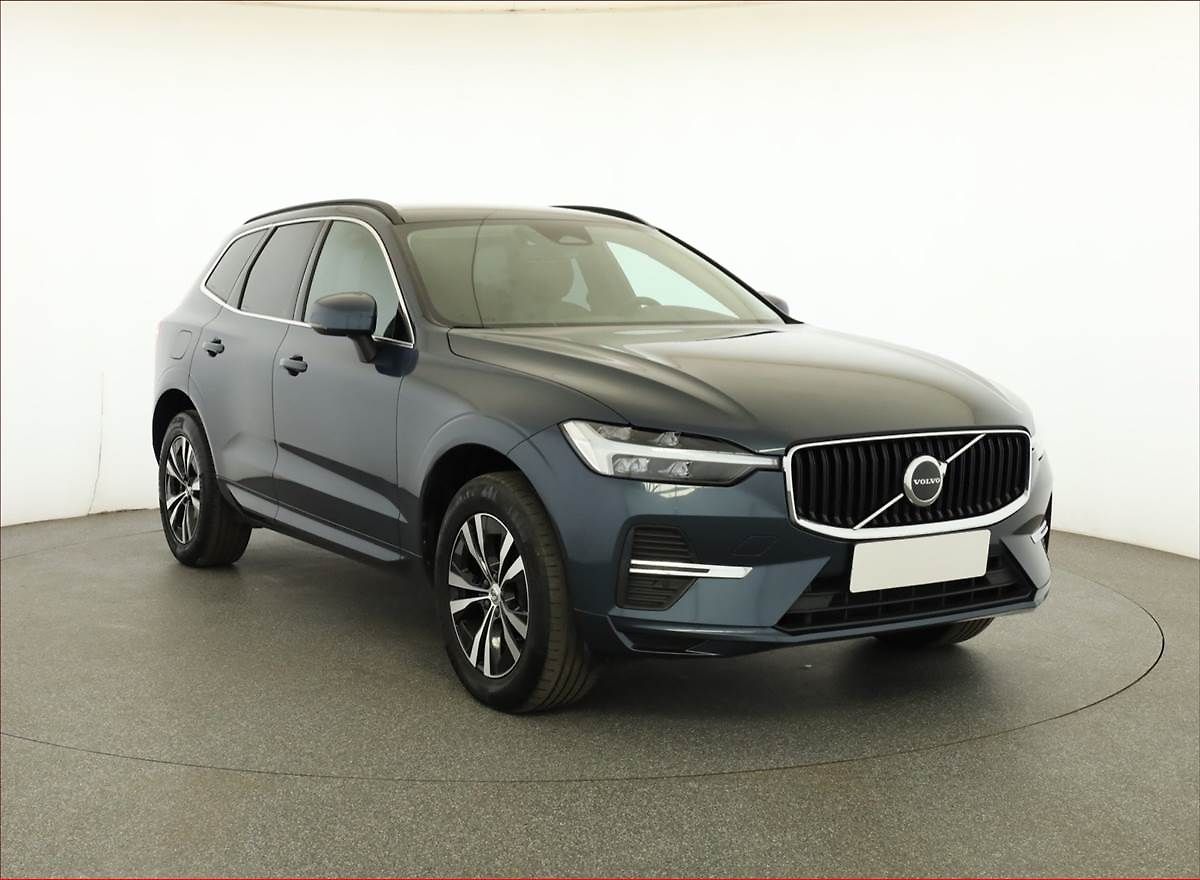 Volvo XC60 Momentum B4 AWD
