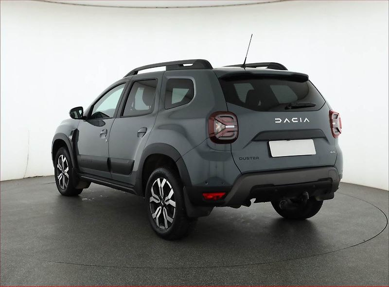 Dacia Duster (2023) 1.3 TCe - fotka 4 z 17