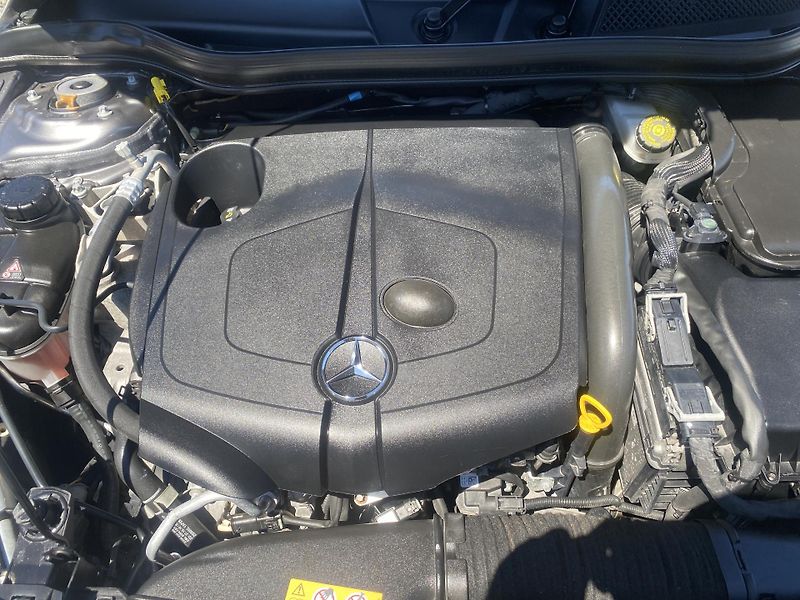 Mercedes-Benz CLA 220D 170PS AMG SERVIS MB - fotka 87 z 160