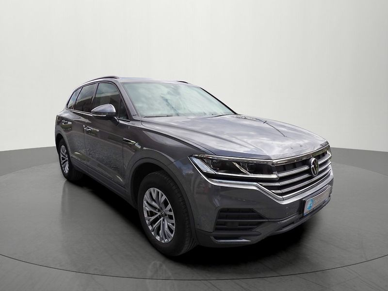 Volkswagen Touareg 3.0TDI V6 8°AT 4x4 Tažné ČR - fotka 6 z 35