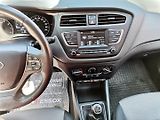 Hyundai i20 (2019) 1.2i 62kw AC Winter PDC - náhled 12