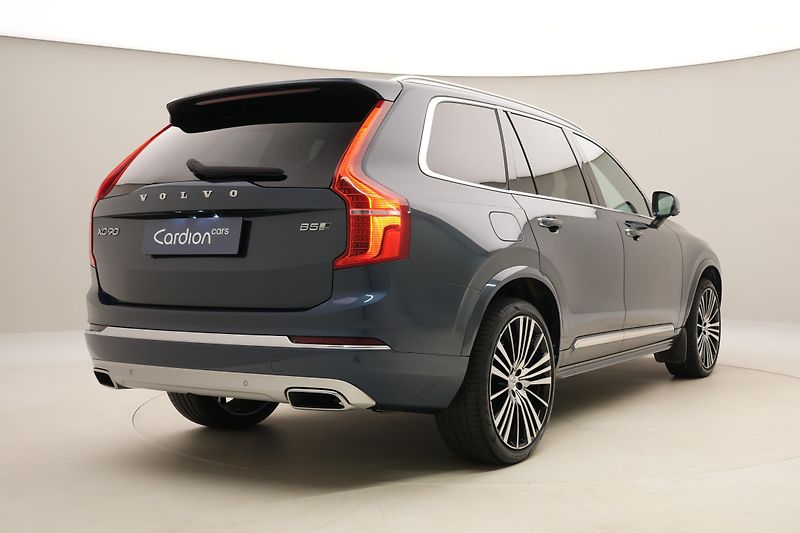 Volvo XC90 B5 AWD INSCRIPTION 7Míst - fotka 24 z 55
