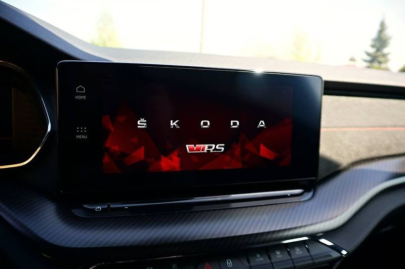 Škoda Octavia (2023) CHALLENGE 2.0 TSI 180 kW - fotka 47 z 50