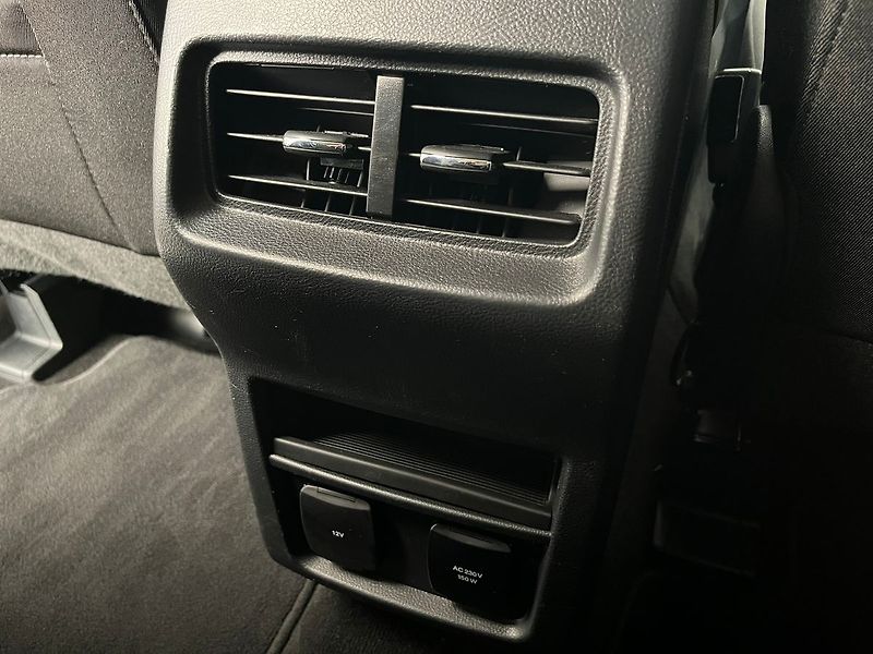 Ford Galaxy 2,5 HEV Titanium 7míst - fotka 29 z 70