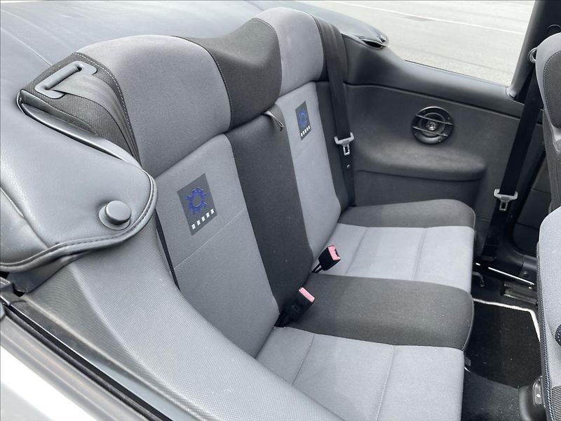 Volkswagen Golf 2,0i 85kW*Pěkný stav* - fotka 37 z 44