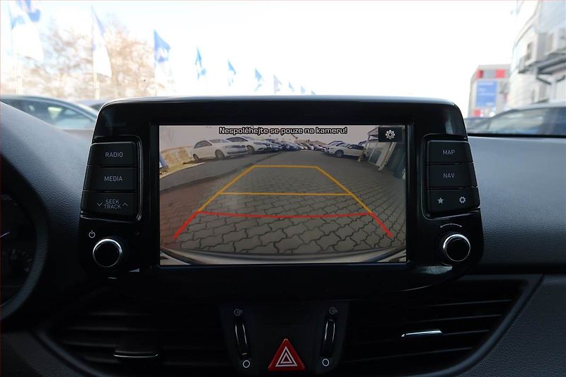 Hyundai i30 (2019) Style 1.4 T-GDI, Automat - fotka 19 z 19