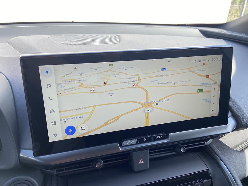 Toyota C-HR 2.0 HSD e-CVT Style - fotka 18 z 21