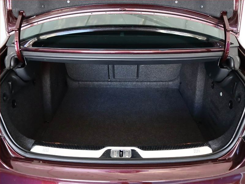 Škoda Superb (2010) Elegance 1.8 TSI, 4X4, Navi - fotka 19 z 19