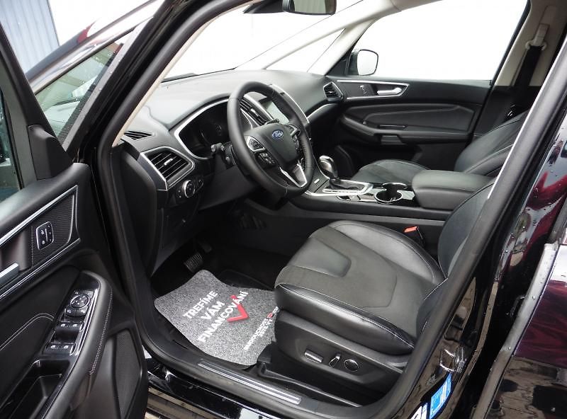 Ford S-MAX 2.0 TDCi Titanium Navi - fotka 10 z 12