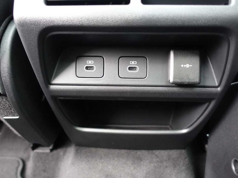 Land Rover Discovery Sport 1,5 R-Dynamic SE P300e - fotka 18 z 42