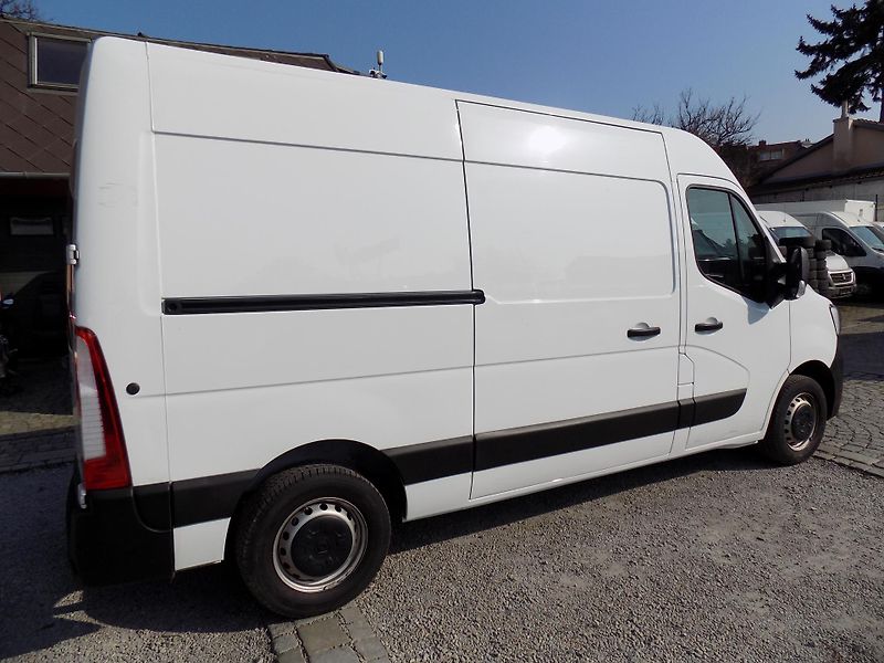 Renault Master 2,3 CDTI 100 KW L2H2 KLIMA - fotka 9 z 43