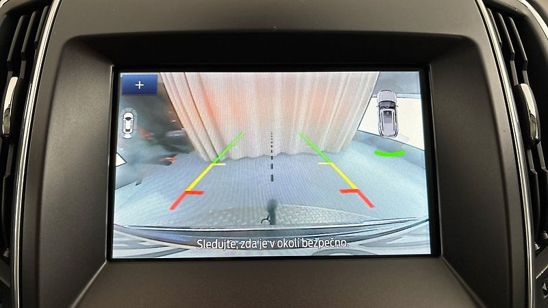 Ford S-MAX 2.5 Duratec Hybrid AUT Vignale - fotka 12 z 29