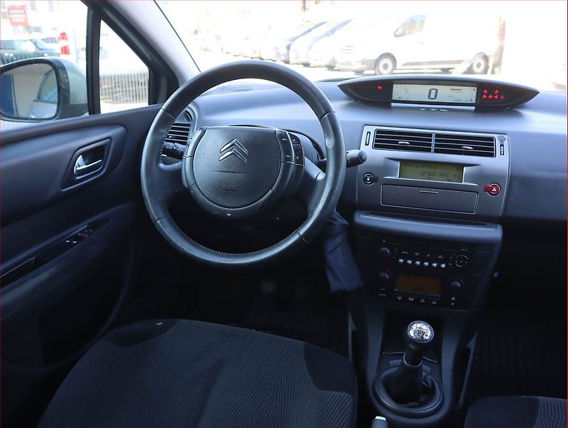 Citroën C4 (2010) 1.4 16V, Serv.kniha, po STK - fotka 7 z 14