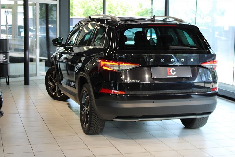 Škoda Kodiaq TDi DSG 4x4 Style ACC/Fullserv - fotka 30 z 33