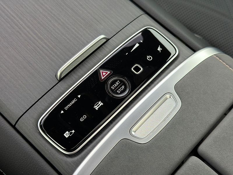 Mercedes-Benz EQS 450 4MATIC SUV Electric Ar - fotka 30 z 34