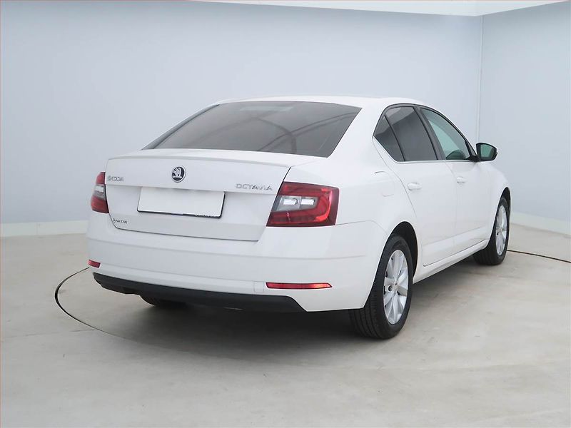 Škoda Octavia (2018) Style 1.5 TSI, Automat - fotka 5 z 19