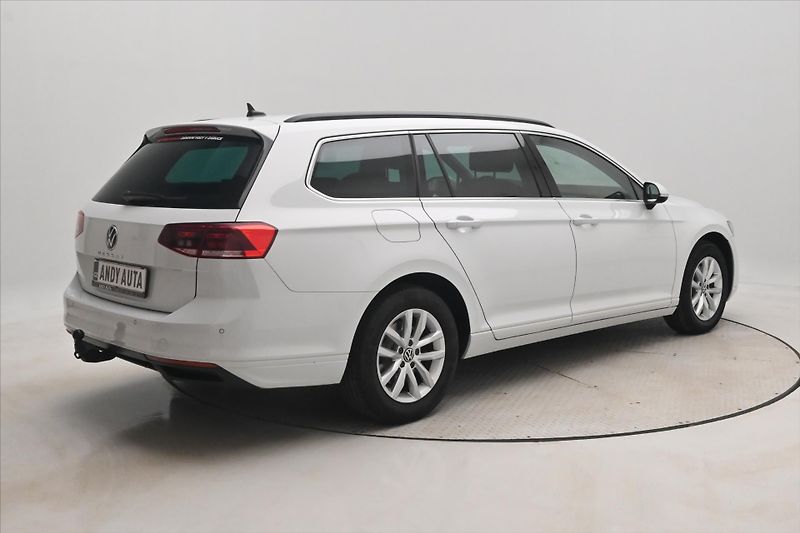 Volkswagen Passat 2,0 TDI 110 kW DSG Business Zá - fotka 5 z 31