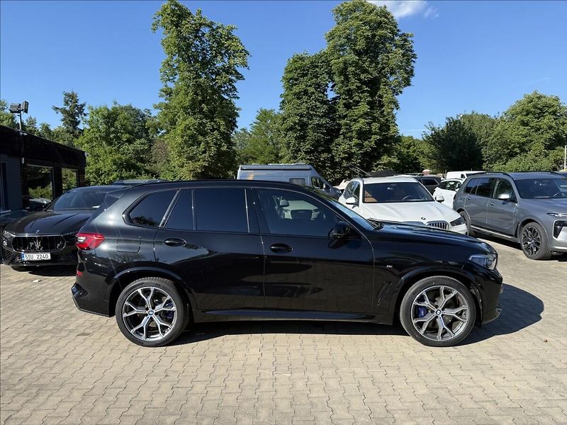 BMW X5 30d Msport 7 Míst Vzduch - fotka 3 z 30