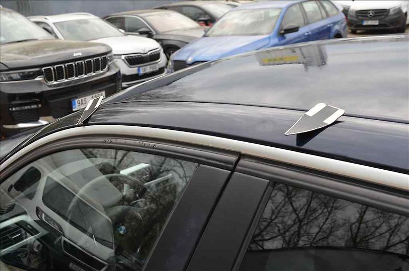 BMW Řada 3 (2016) 320D XDRIVE TOURING AT - fotka 14 z 25
