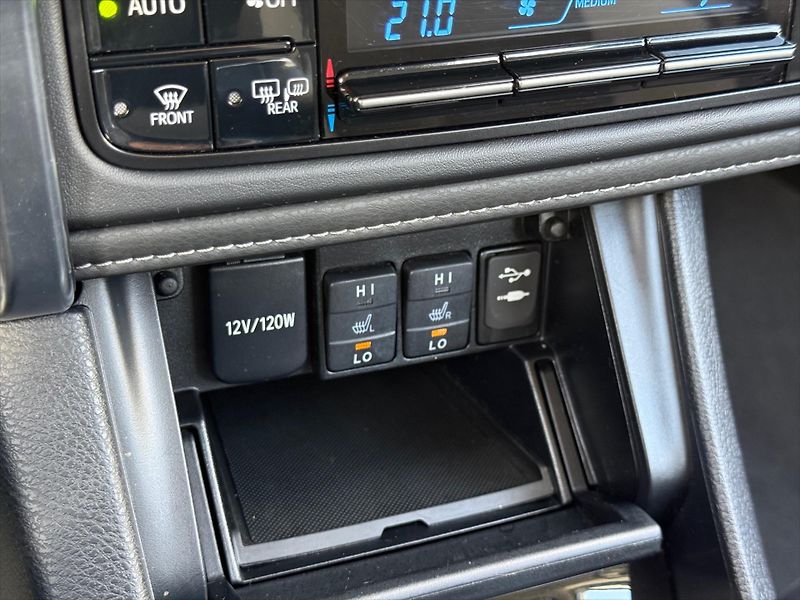 Toyota Auris 1,6 Active Trend - fotka 17 z 20