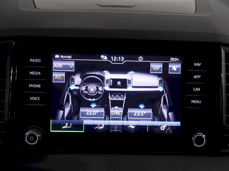 Škoda Karoq (2022) SPORTLINE 2.0TDI 110KW 4x4 DSG - fotka 26 z 41