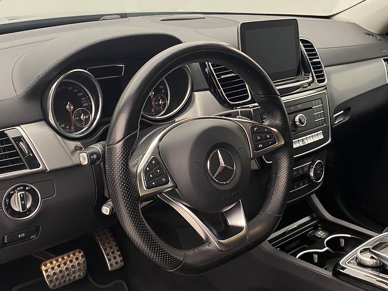 Mercedes-Benz GLE 350d 4MATIC AMG AUT CZ - fotka 18 z 53