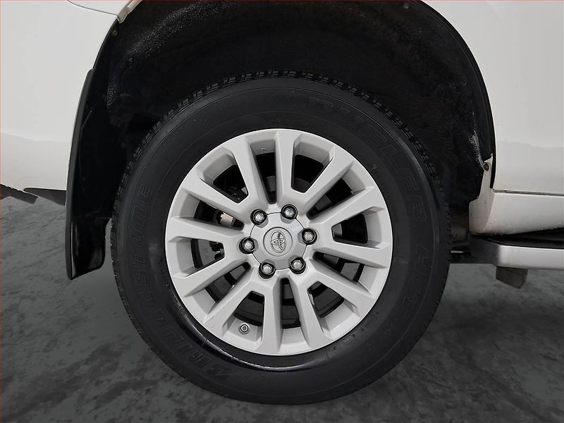 Toyota Land Cruiser (2016) 2.8 D-4D - fotka 15 z 23