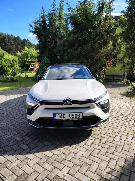 Citroën C5 X (2023) - fotka 25 z 30