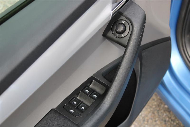 Škoda Octavia 1,4 TSi  1.maj., ČR, CNG, TOP - fotka 14 z 25