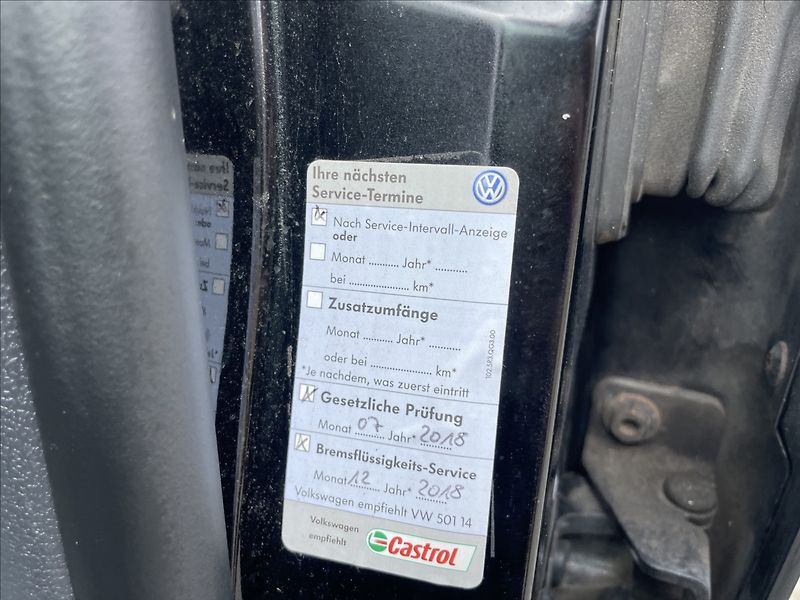 Volkswagen Golf Plus 1,6 TDi 77kw LIFE Klima Tempom - fotka 23 z 34