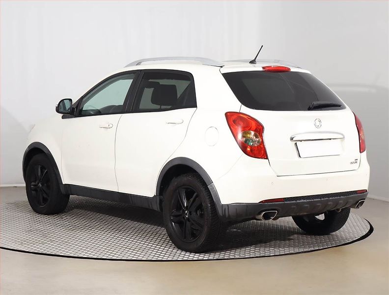SsangYong Korando (2011) 2.0 e-XDi, 4X4, Navi - fotka 4 z 17