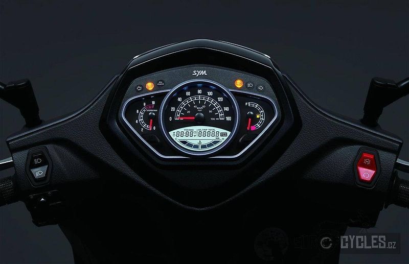 Sym HD 300i (2026) HD 300 AKČNÍ CENA - fotka 2 z 2