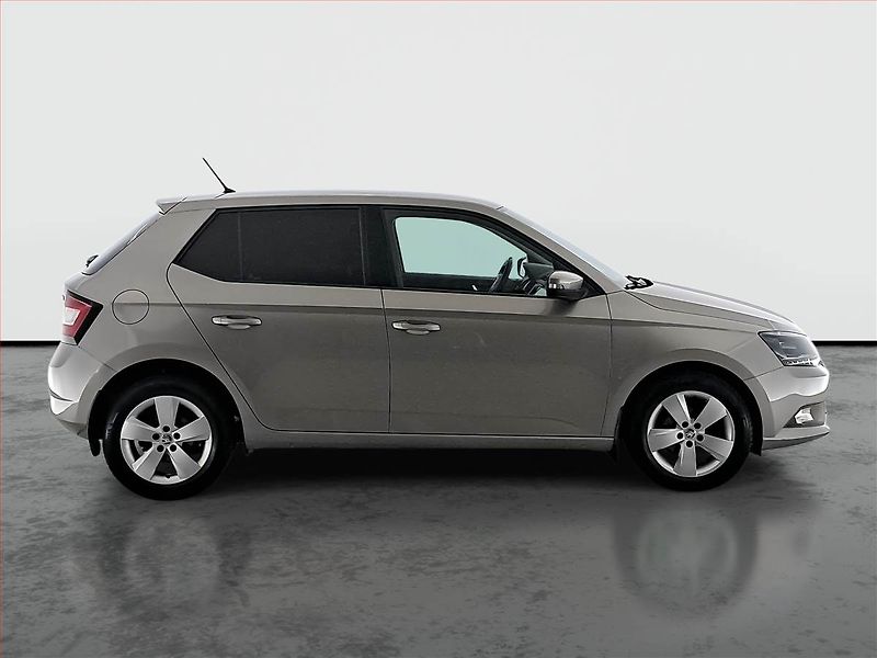 Škoda Fabia (2018) 1.0 TSI, ČR,1.maj - fotka 6 z 18