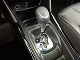 Peugeot 2008 (2018) 1.2 PureTech, Automat, Kůže - náhled 13