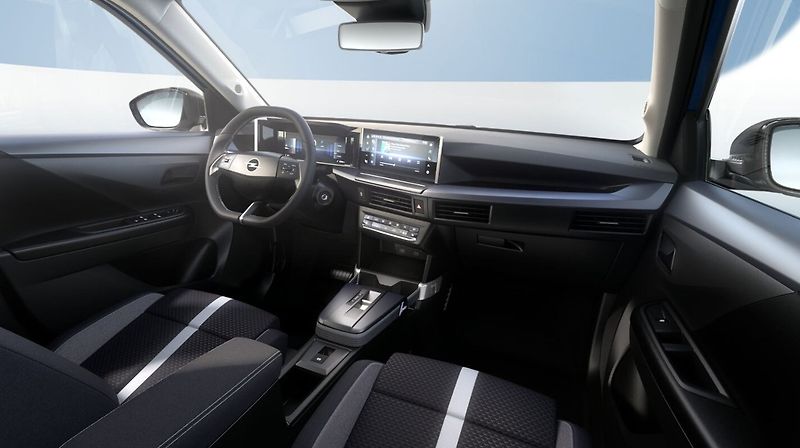 Opel Frontera (2026) Edition Hybrid 1.2 TURBO 110k - fotka 6 z 11