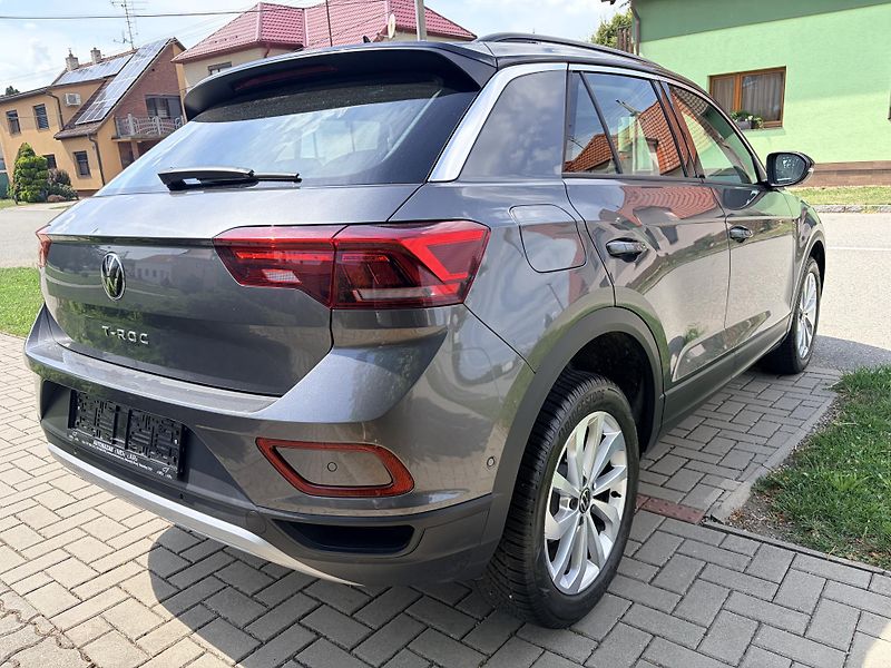 Volkswagen T-Roc 1.0TSI LED VIRTUAL - fotka 4 z 47