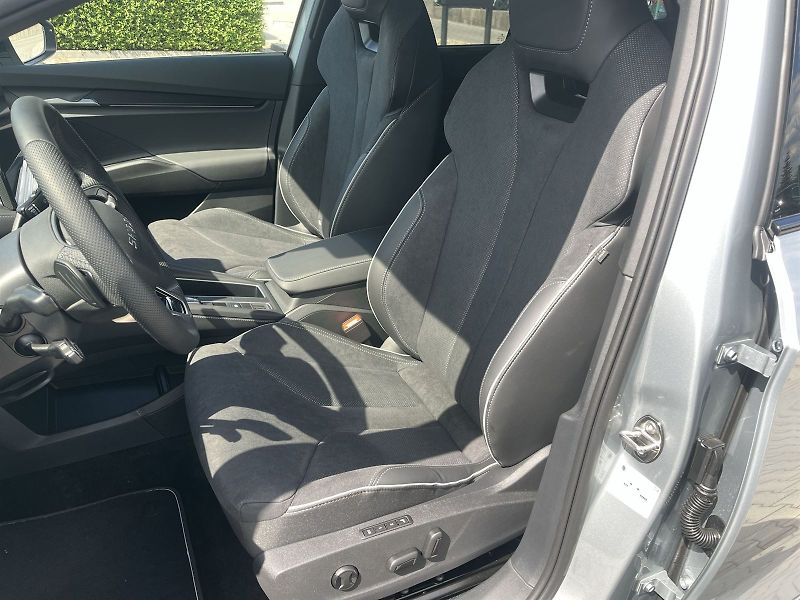 Škoda Enyaq (2026) 85 Sportline - fotka 10 z 32