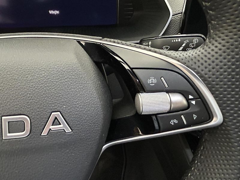Škoda Octavia 1.5 TSI SportLine - fotka 24 z 29