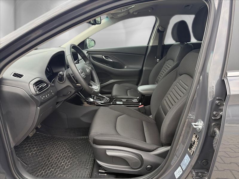 Hyundai i30 1,5 T-GDi 103 kW Style - fotka 13 z 24