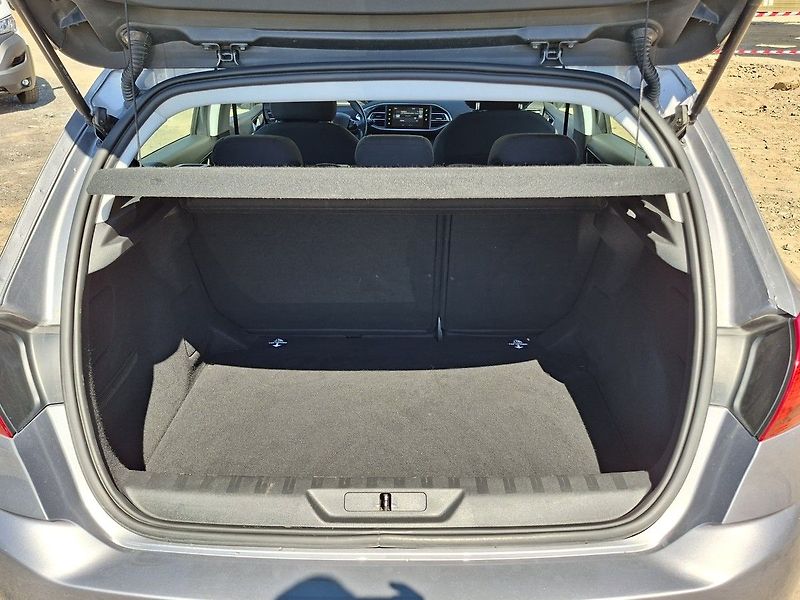 Peugeot 308 ACTIVE 1.6 BHDI 100k M5 - fotka 6 z 24