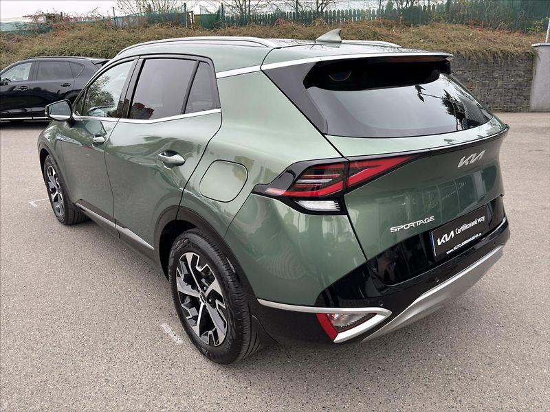Kia Sportage 1,6 i 132kW AT 4x4 TOP ZÁRUKA - fotka 3 z 49