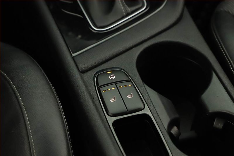 Kia Niro (2017) Hybrid, Automat, Serv.kniha - fotka 14 z 18