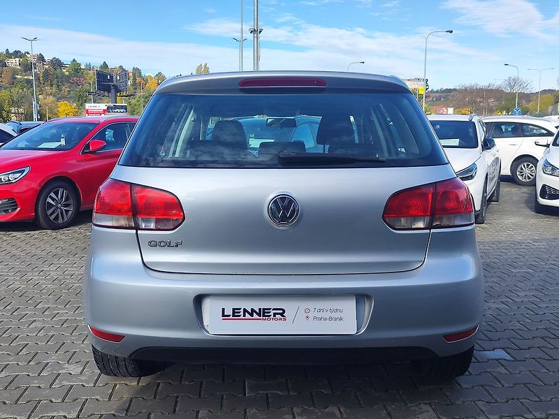 Volkswagen Golf 1.4 16V/59kW Trendline - fotka 6 z 21