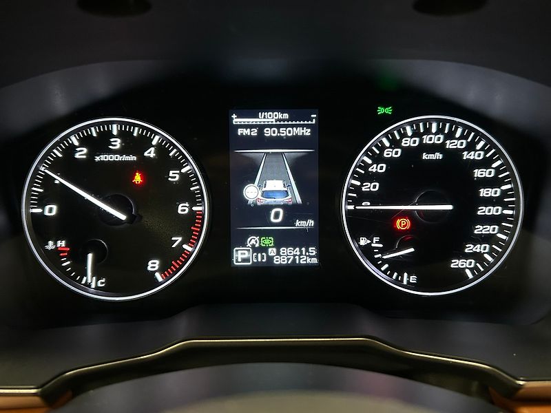 Subaru Outback (2023) 2.5 TOURING 2023 | Záruka - fotka 35 z 52