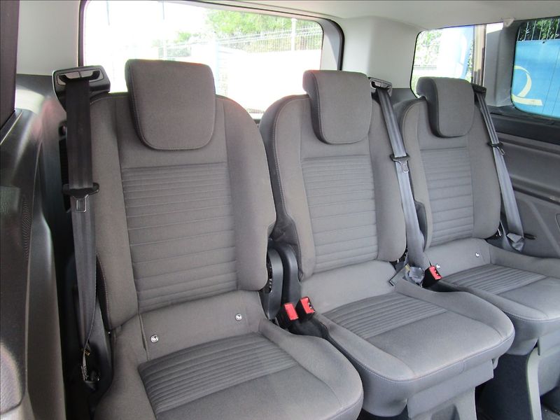 Ford Tourneo Custom 2.0TDCi L2 Titanium, 8 míst - fotka 42 z 57