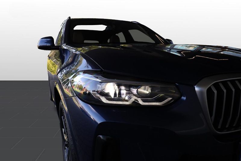 BMW X3 xDrive20i - fotka 18 z 30