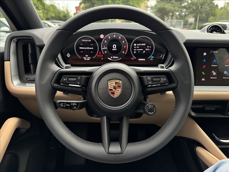 Porsche Cayenne Coupe E3 II Sport Chrono Vzduc - fotka 14 z 34