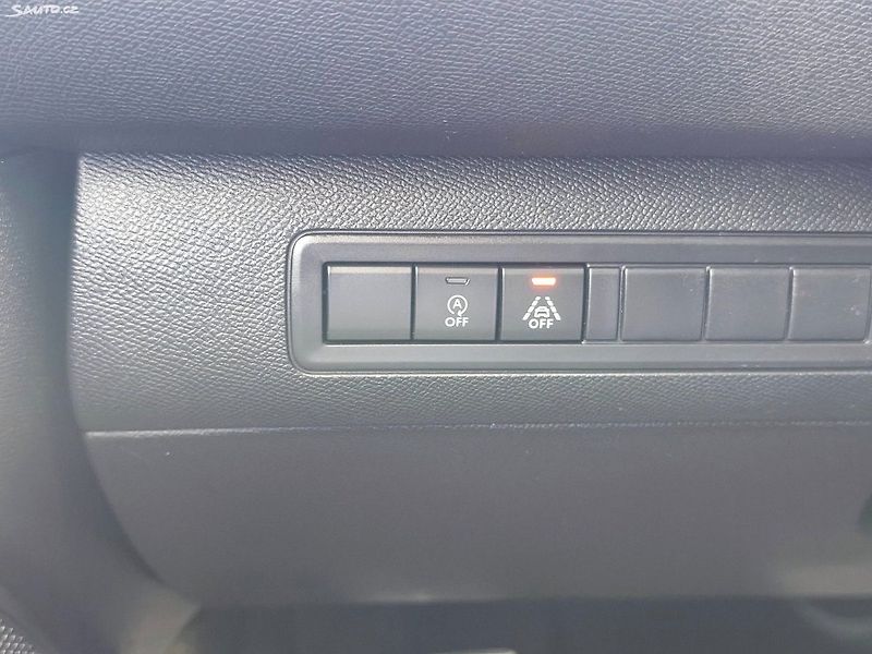 Peugeot 308 (2021) - fotka 23 z 34