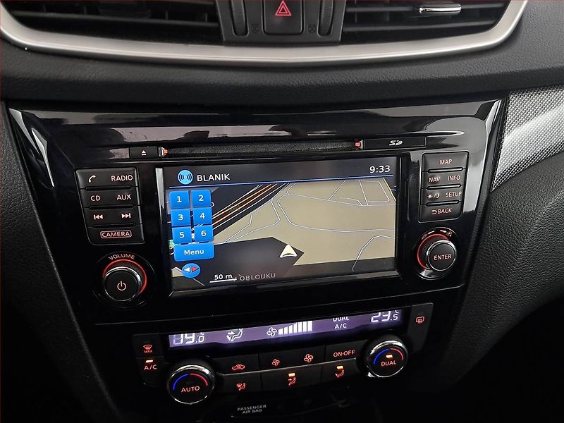 Nissan X-Trail (2015) 1.6 dCi, 4X4, 7 míst - fotka 13 z 22